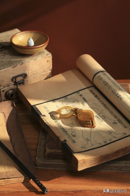 书为什么发黄,书为什么会发黄