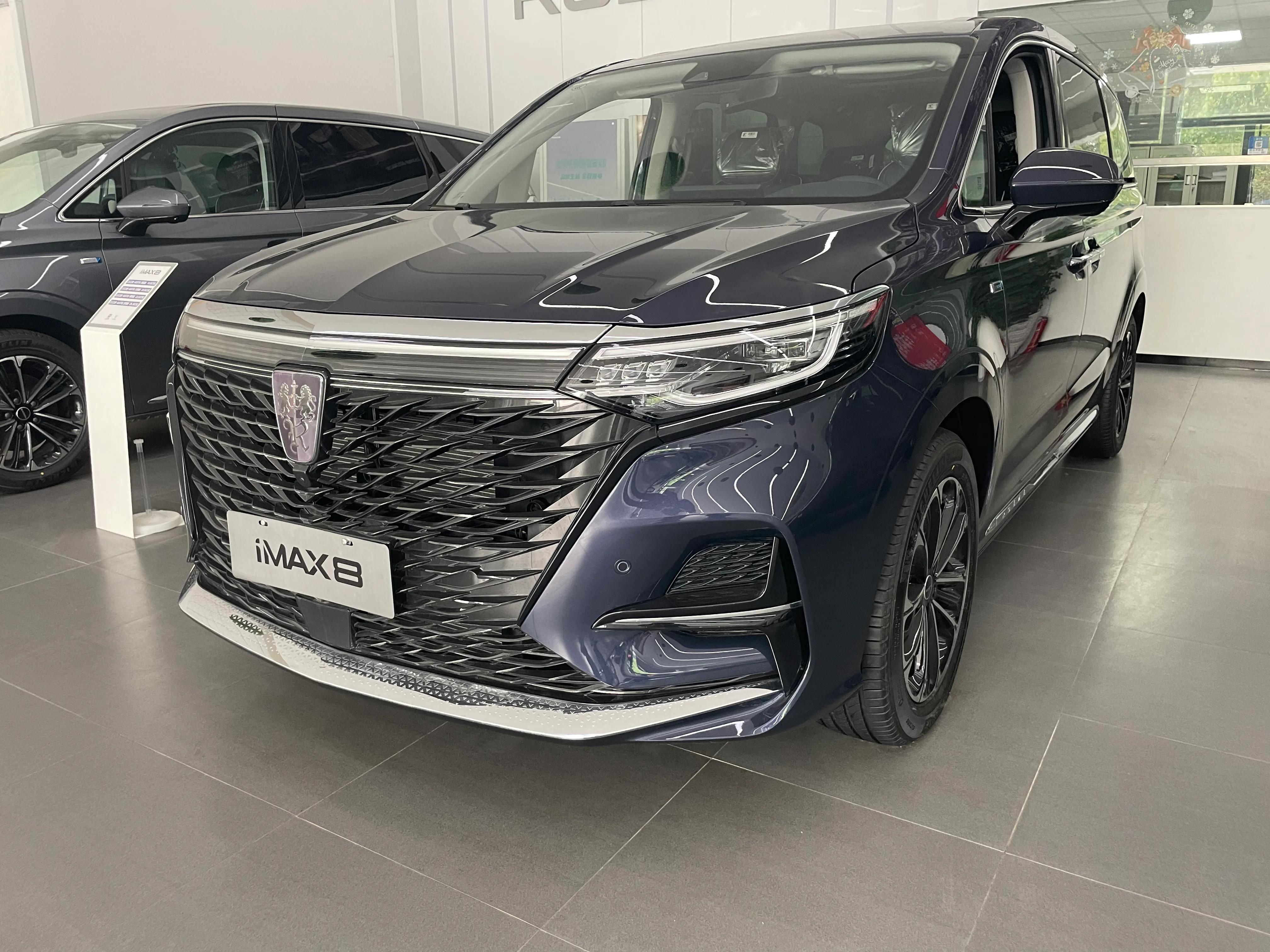 上汽荣威imax82022款评测,荣威imax8改装第三排沙发床