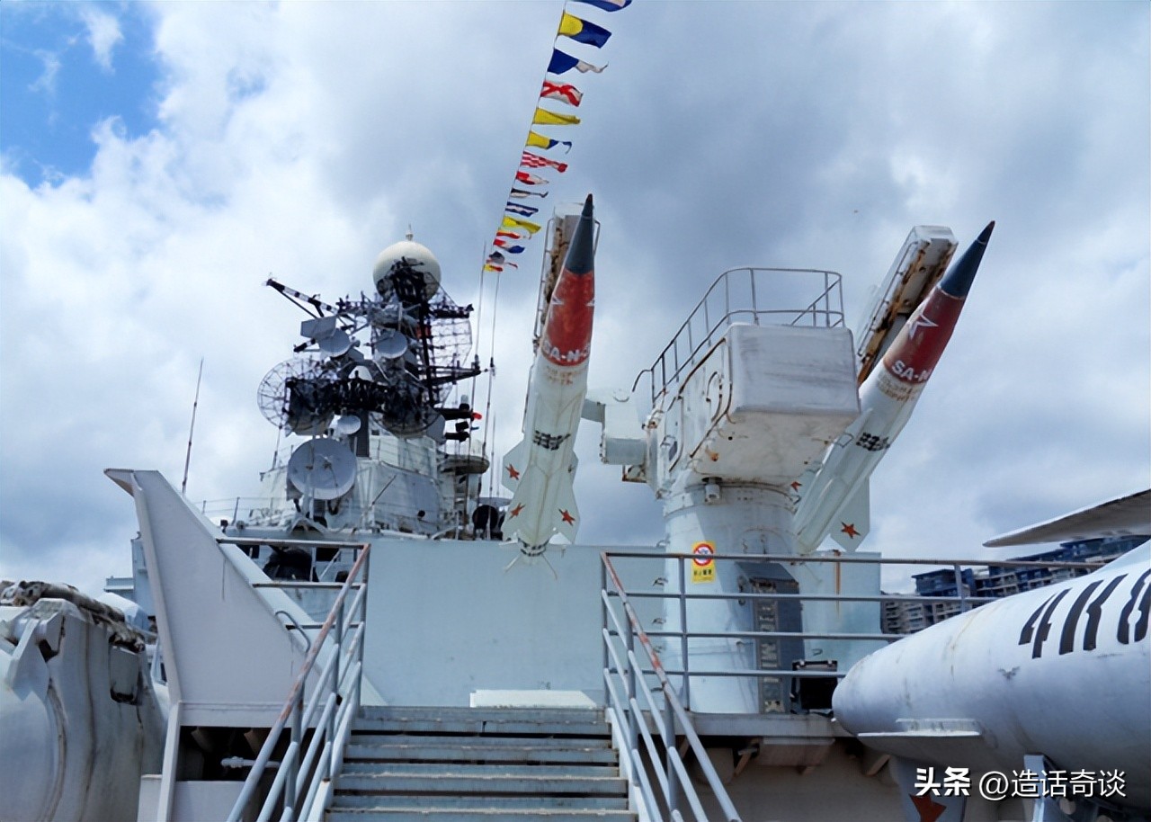 98年韩国卖给中国一艘航母，以为找到冤大头，没想到我国赚得更多