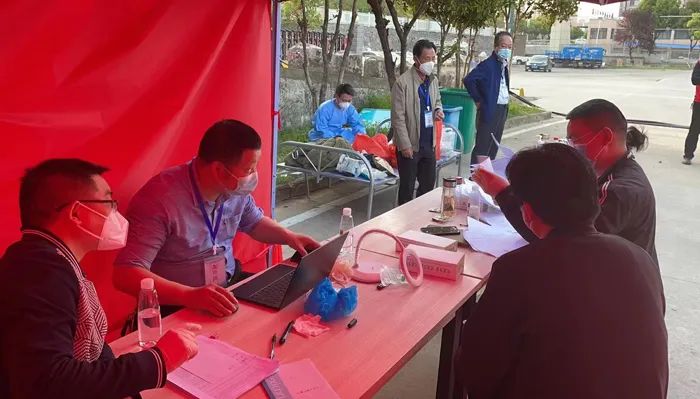 师者出列同心战“疫”全区教体系统积极投入抗“疫”主战场