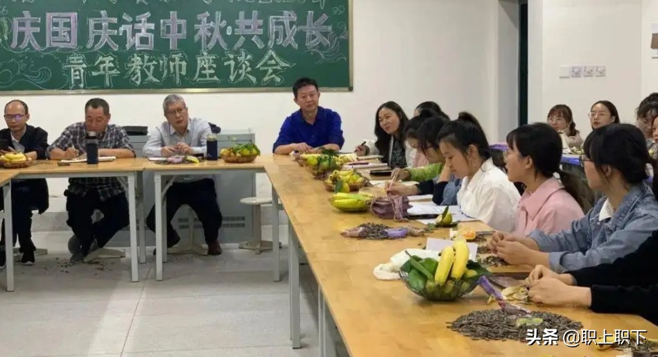 如何看待名校毕业生涌入小县城,大量985毕业生涌入县城意味着什么