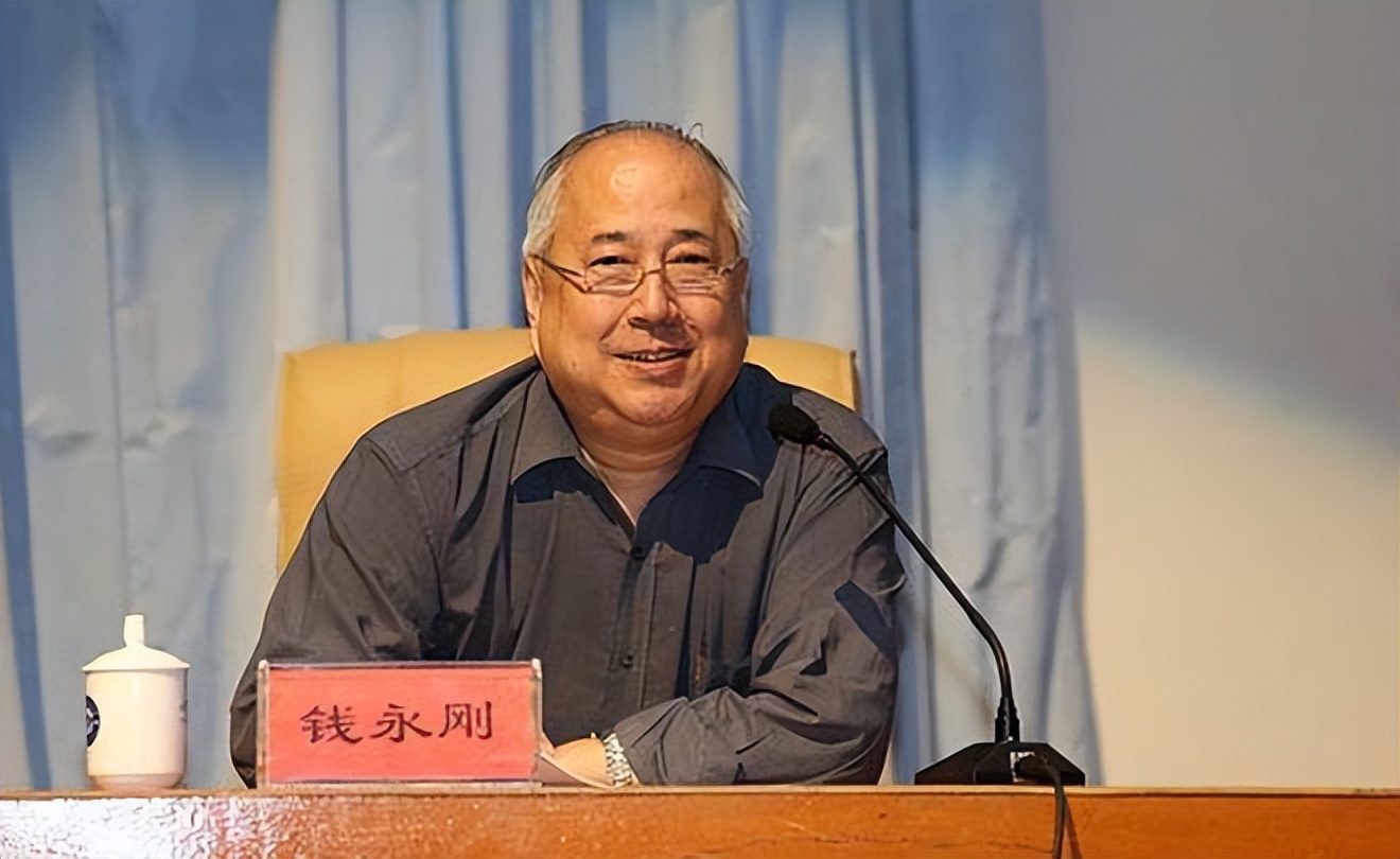 钱学森妻子蒋英是蒋百里女儿吗,钱学森的夫人和蒋百里什么关系