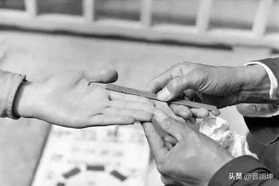 神算子:13岁上北大,算中袁世凯的命运,准确算出了自己的死期