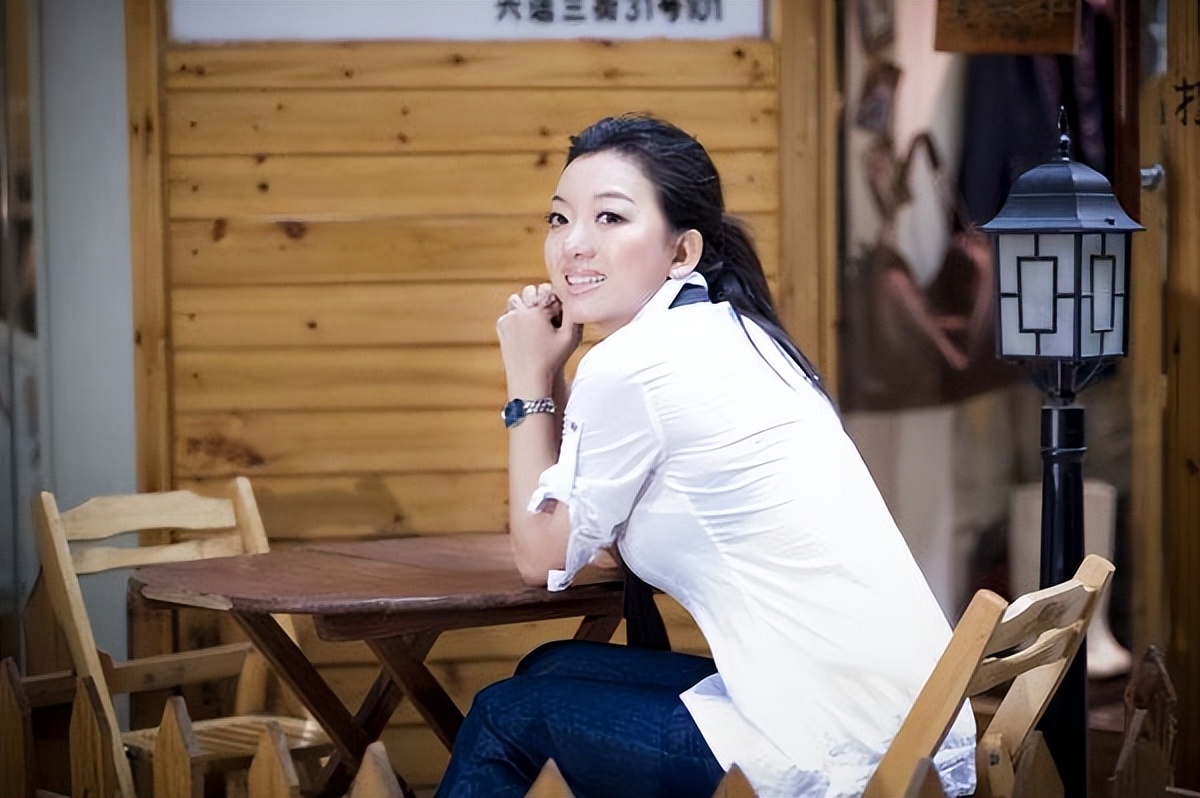 日立掌门人陈丹霞的精彩人生路,陈丹霞深圳市中级人民法院裁定书