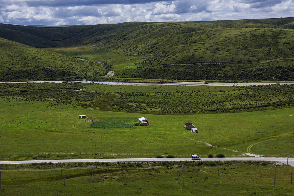 西部大草原旅游攻略,四川红原大草原自驾旅游攻略