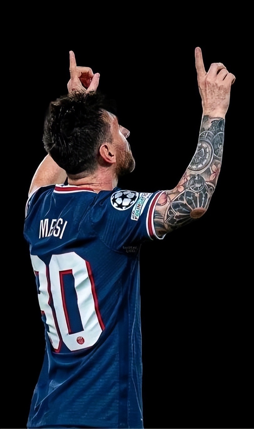 梅西从侏儒症到成为一代球王,梅西从贫民窟里走出的侏儒症