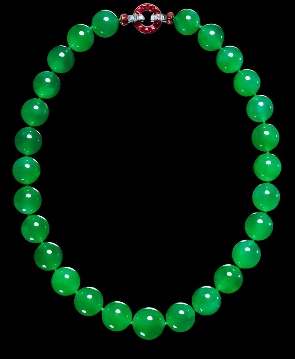 价值8亿的翡翠项链,一条翡翠项链两百多万