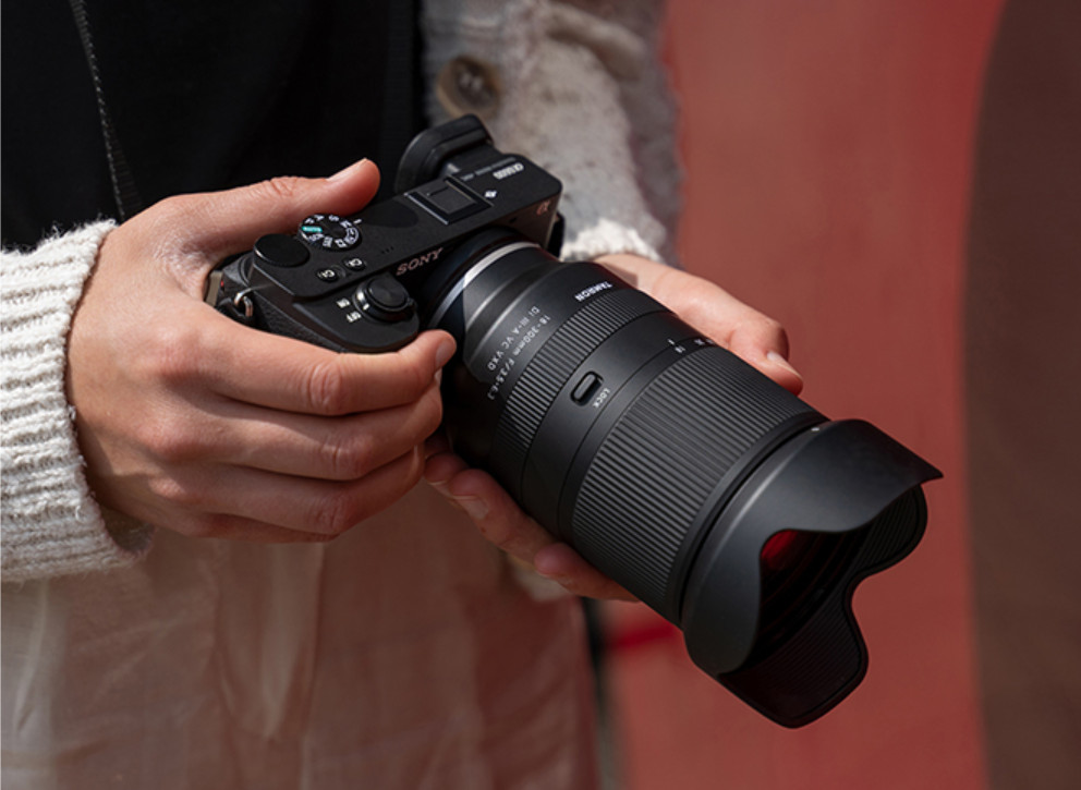 索尼e卡口变焦镜头推荐,索尼e卡口变焦18-135镜头测评