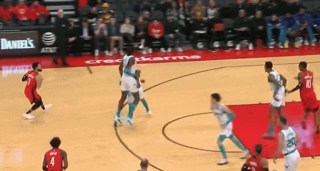 特别可怕的90度崴脚,90度崴脚有多严重知乎