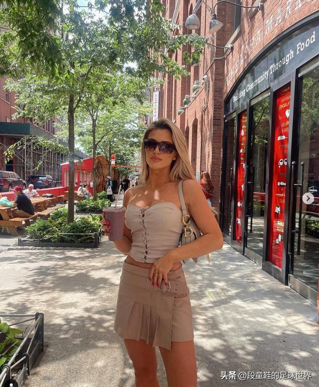 鍒囧皵瑗跨悆鏄熷お澶洟,鍒囧皵瑗垮お澶洟