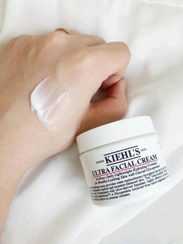 玉泽修护保湿霜和珂润抗皱面霜,玉泽补水保湿面霜