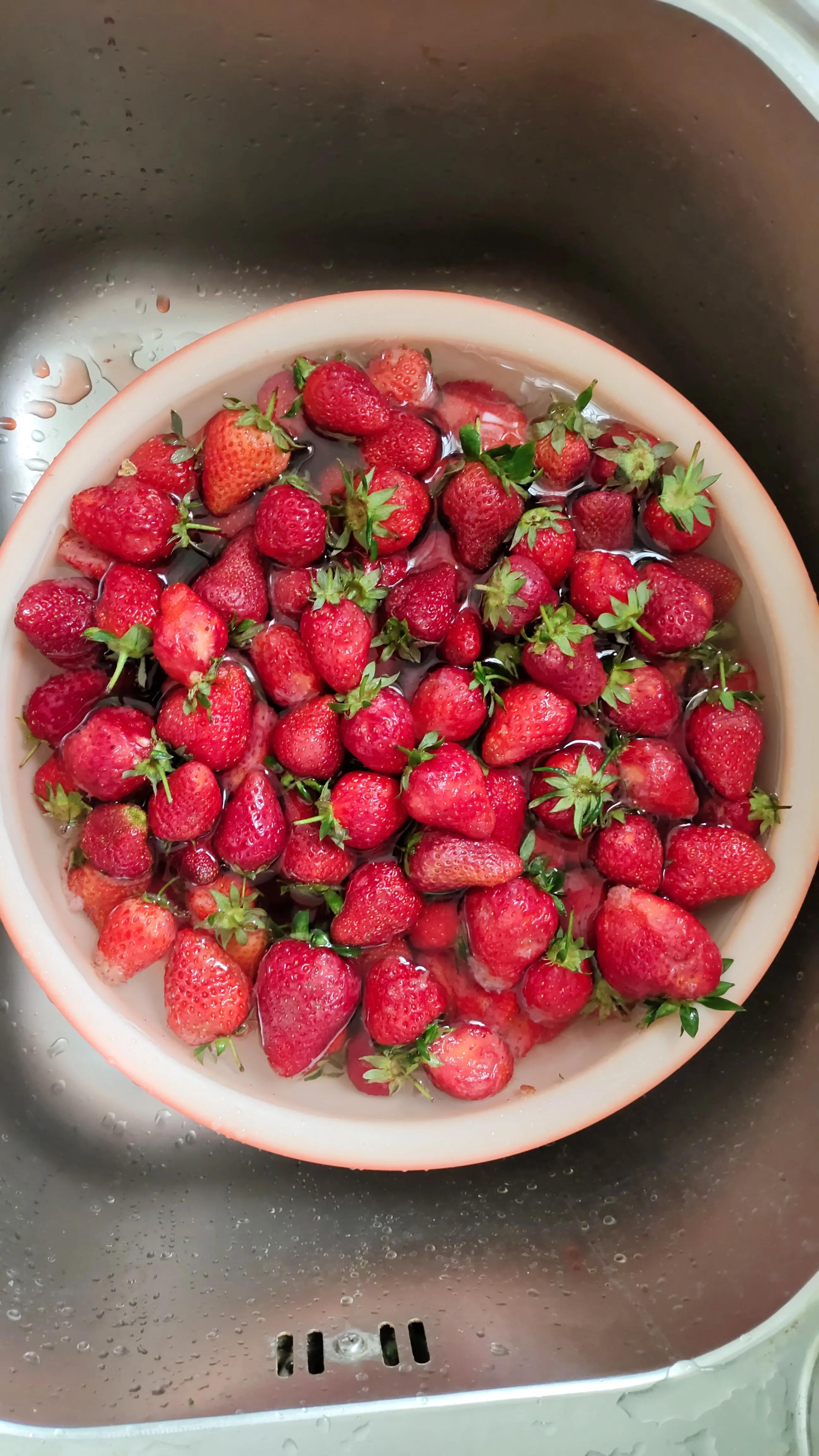尝试自制草莓酱成功,草莓酱怎么做百分百成功