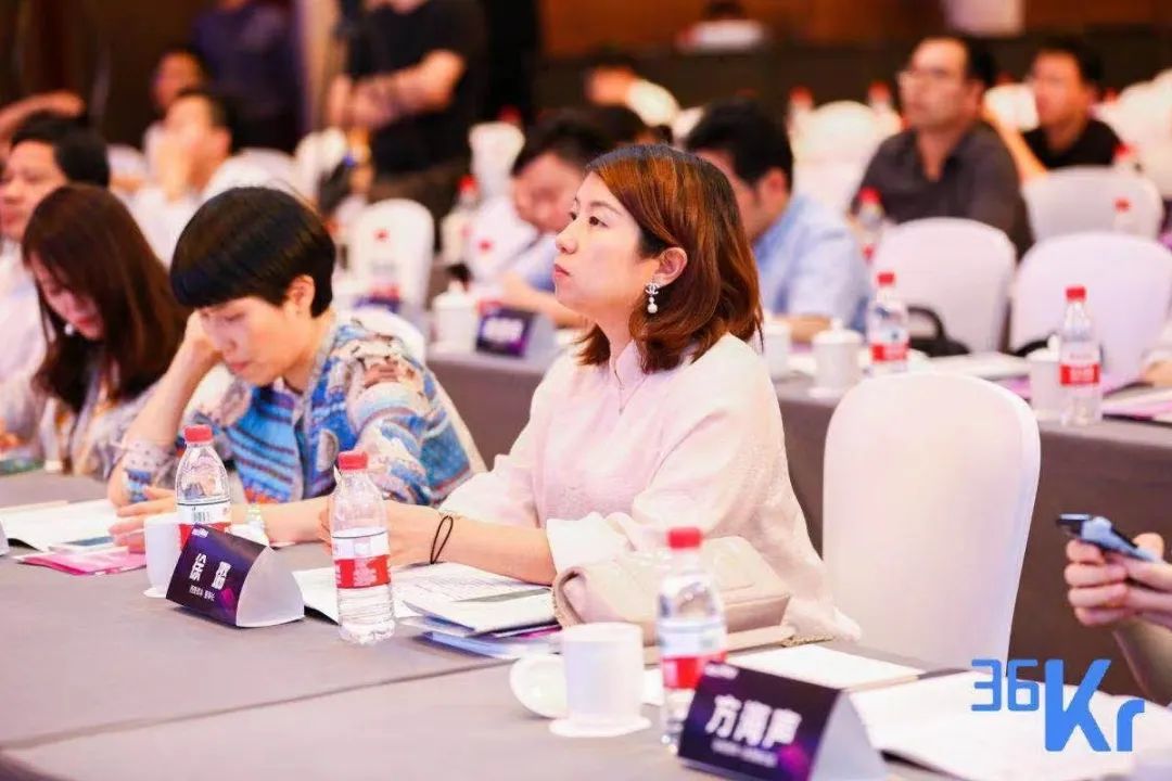 乘风破浪的徐璐 (徐璐乘风破浪跳舞)