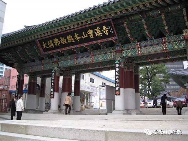 夜晚漫步韩国首尔明洞,成都往事155