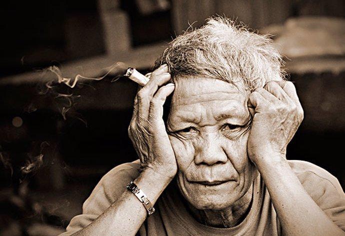 96岁老爷子讲述长寿秘诀,陈爷爷80大寿的视频