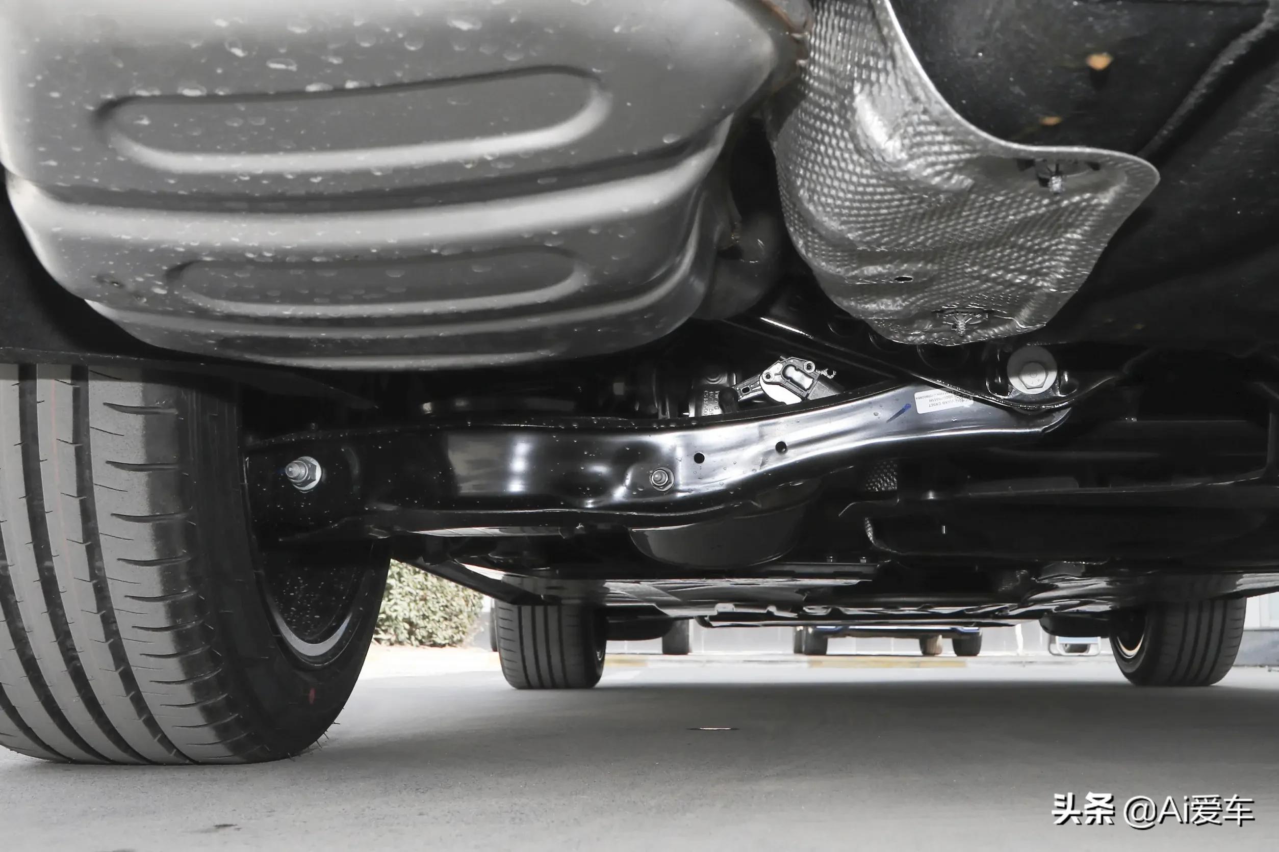 大众凌渡轿跑2022新款落地价,a级最美轿车大众凌渡