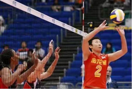 冯坤嫁给泰国女排教练,女排队长冯坤结婚了吗