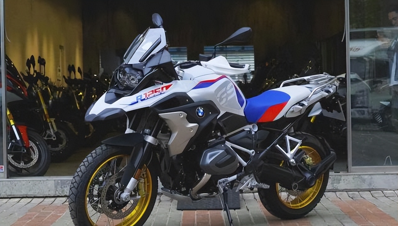 摩托车男人的梦想 (男人梦想的摩托车五款)