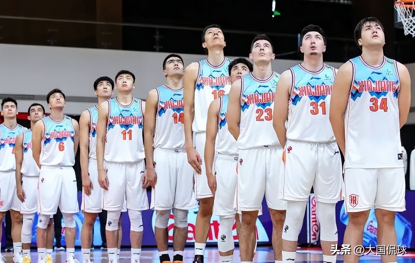 *疆新**抗议篮协！周琦事件反转，姚明旧账被翻出：有规定就必须遵守