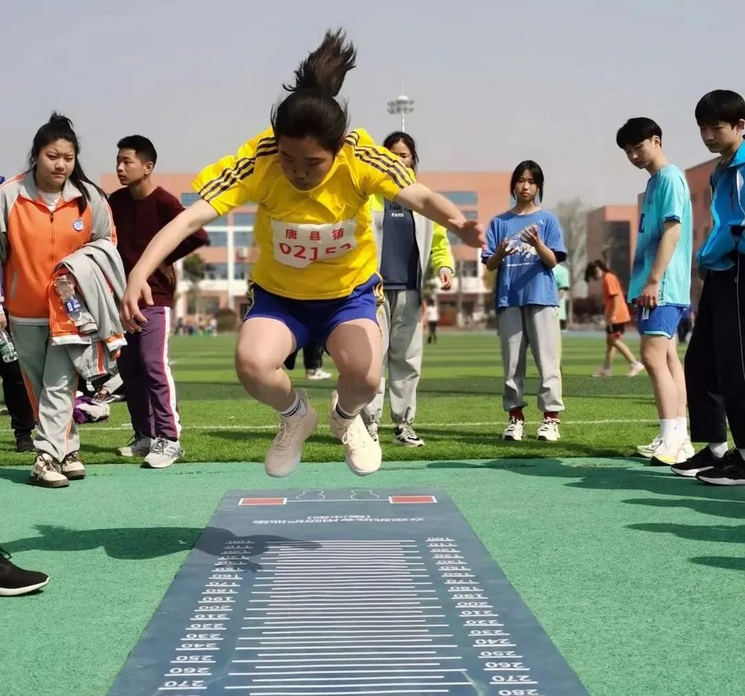 随县第三届“新华杯”中小学生运动会在炎帝学校举行