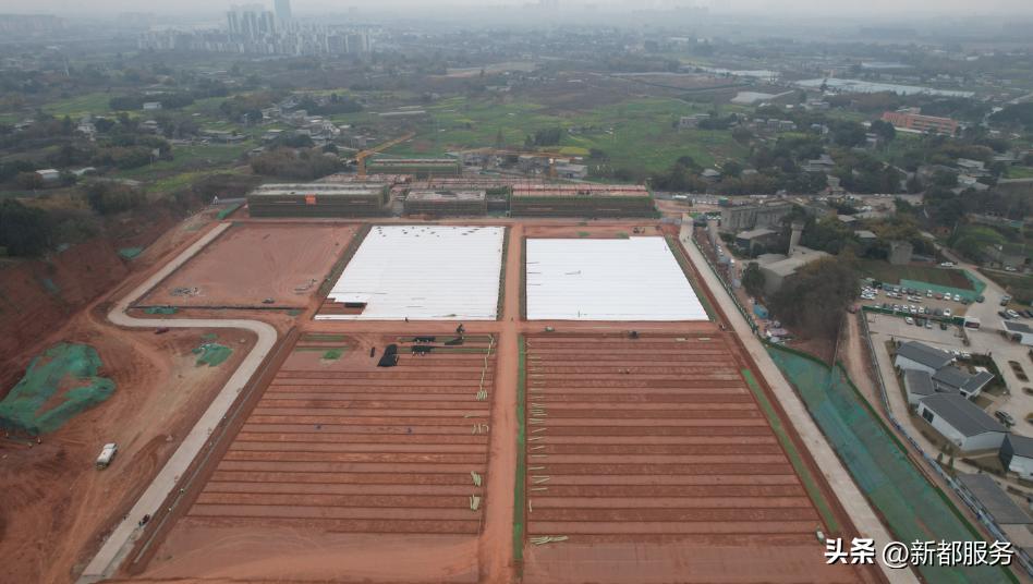 新都木兰兴城足球公园建设进度,成都四德公园足球场