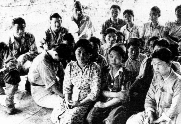 日本慰安夫:美国女兵的专属男宠,一天要接待十几位客人