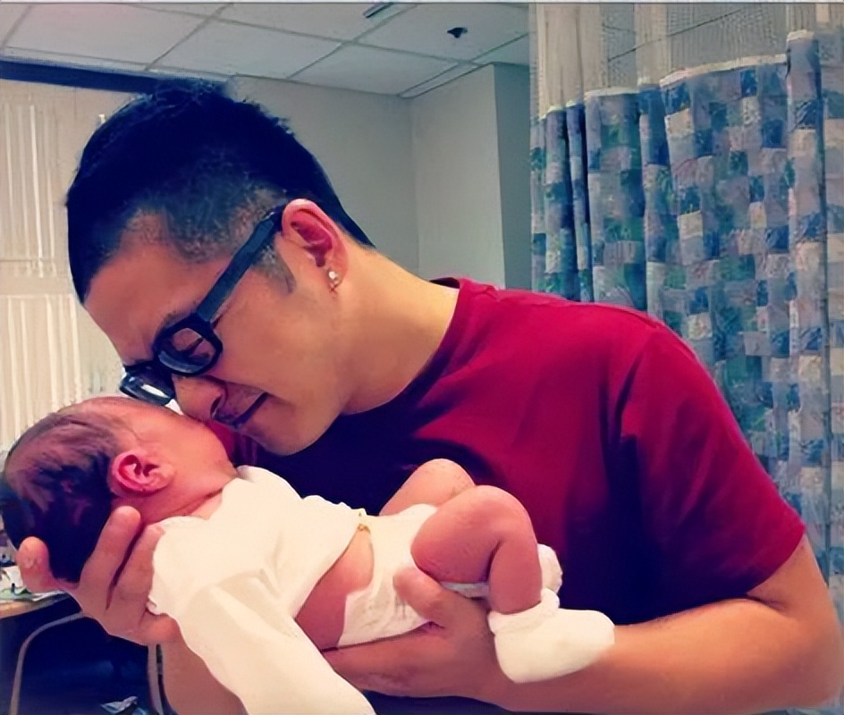 知名主持人二胎,网红男主持人夫妇