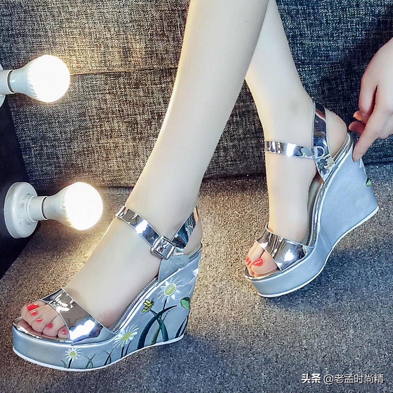 洋气时髦坡跟鱼嘴鞋,坡跟鱼嘴鞋