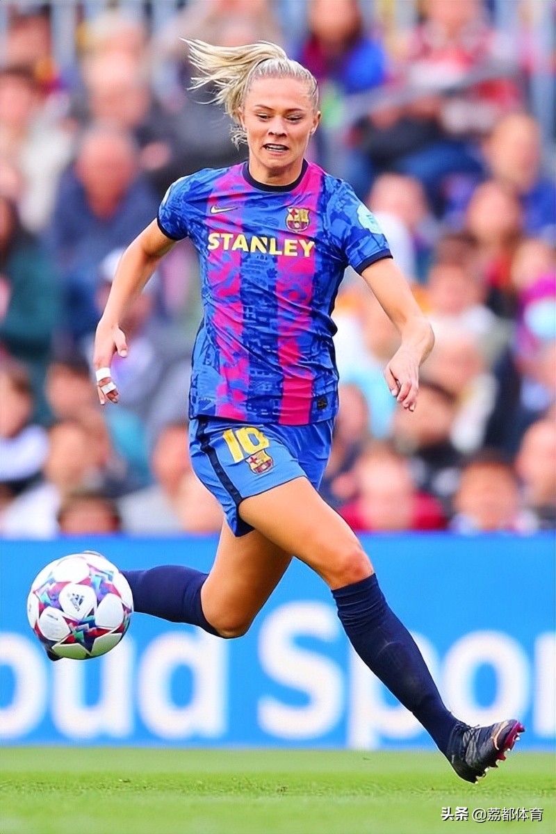最美足球女运动员,世界十大美女足球运动员