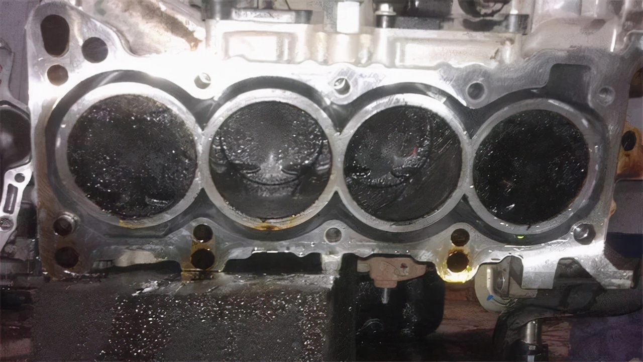 冷车启动正常热车熄火再启动困难,热车熄火后再启动困难是什么原因