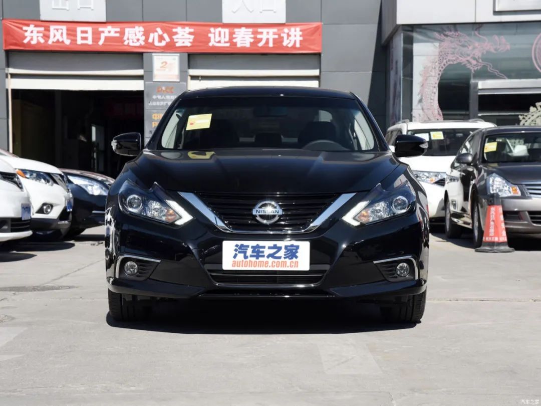 二手天籁11万左右,郑州市二手日产天籁车2万元左右