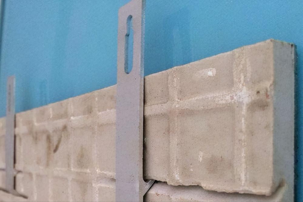 瓷砖干挂件该如何施工,瓷砖干挂施工方法图解