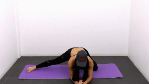 运动后如何拉伸腿部线条,运动后怎样拉伸大腿肌肉