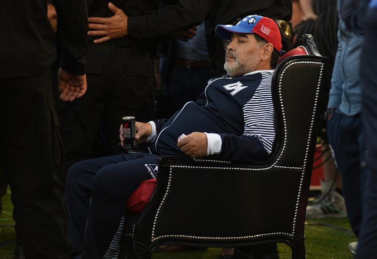 马拉多纳生前最后遗言曝光,马拉多纳50岁颠球