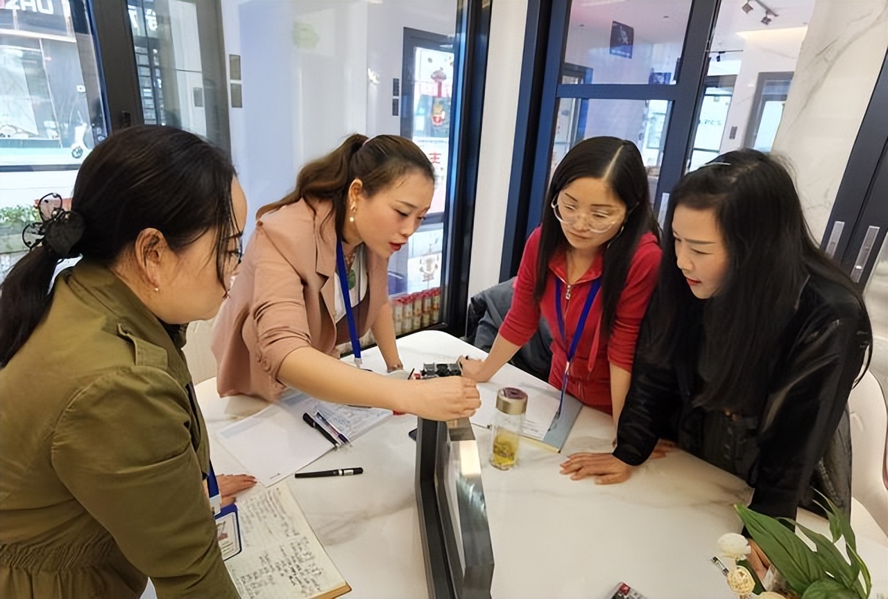 加盟断桥铝合金门窗一线品牌推荐,成都断桥铝门窗加盟