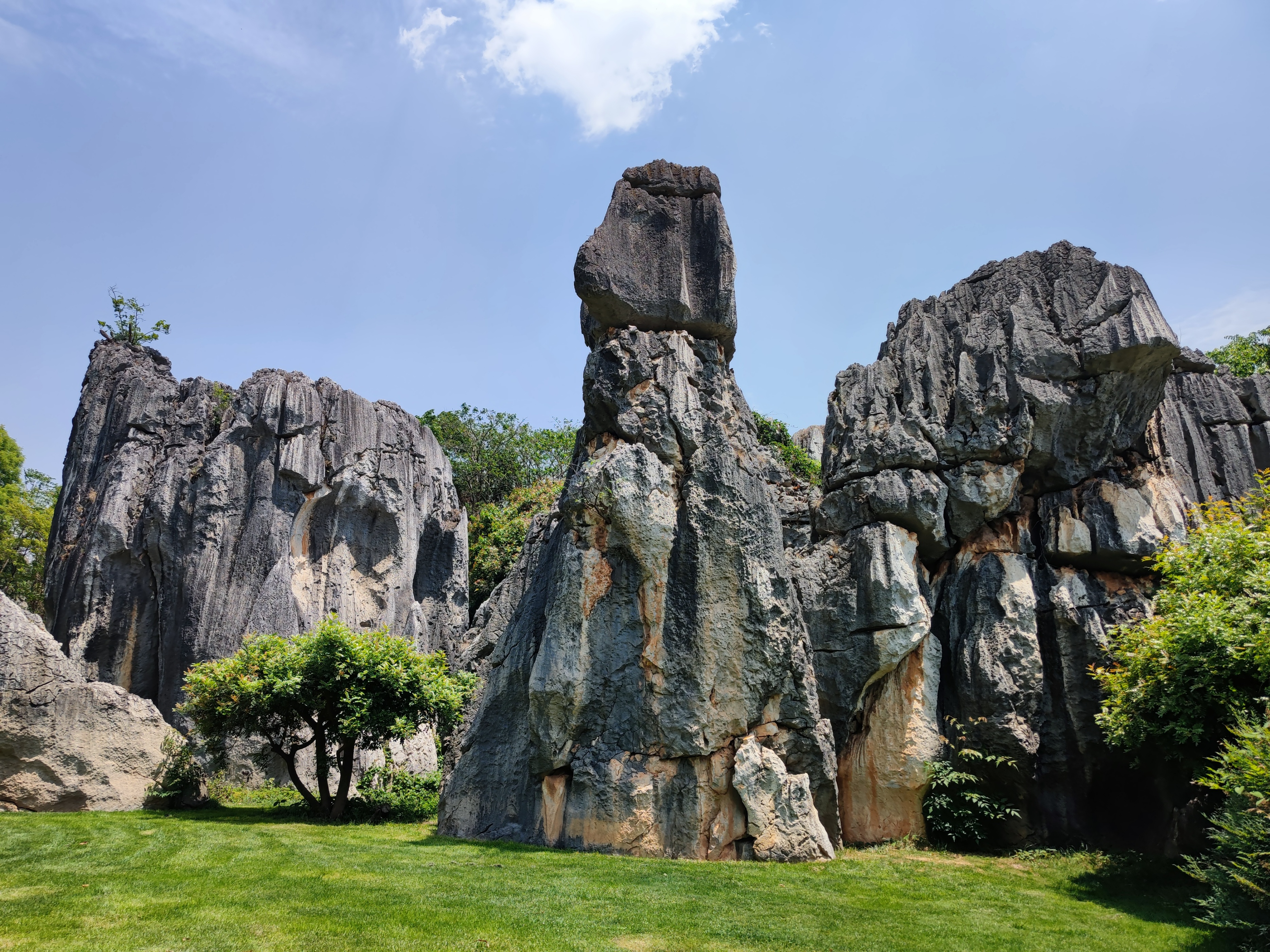 云南石林旅游必去的地方,云南石林可以游玩的地方