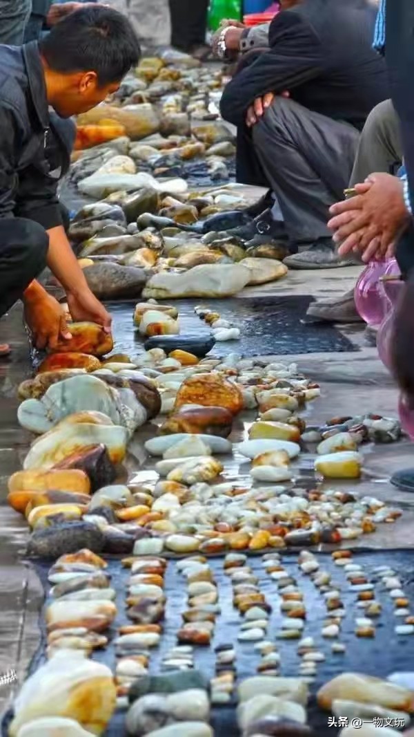 玩玉之人必须知道的几点规矩,玩玉的老玩家为何总是偏爱籽料