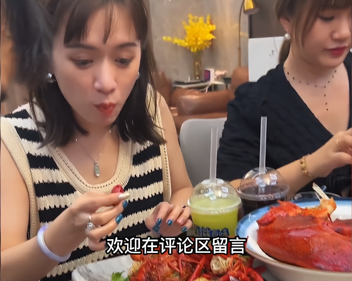 嘉之派海鲜小哥处理海鲜视频,嘉之派海鲜竹筒饭