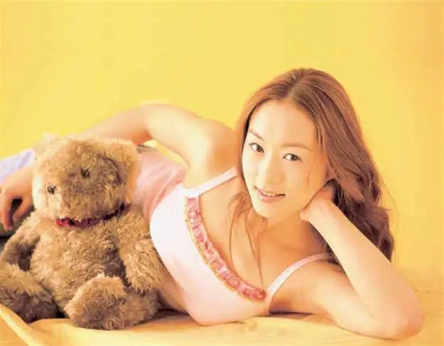 被造黄谣20年,51岁的她“官宣结婚”打脸全网:别来评价姐的人生