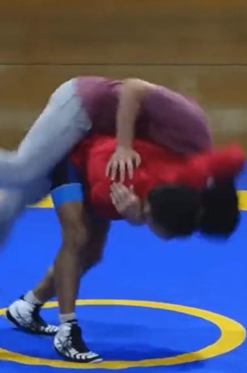 可以快速锻炼出6块腹肌的方法,练出六块腹肌的简单动作