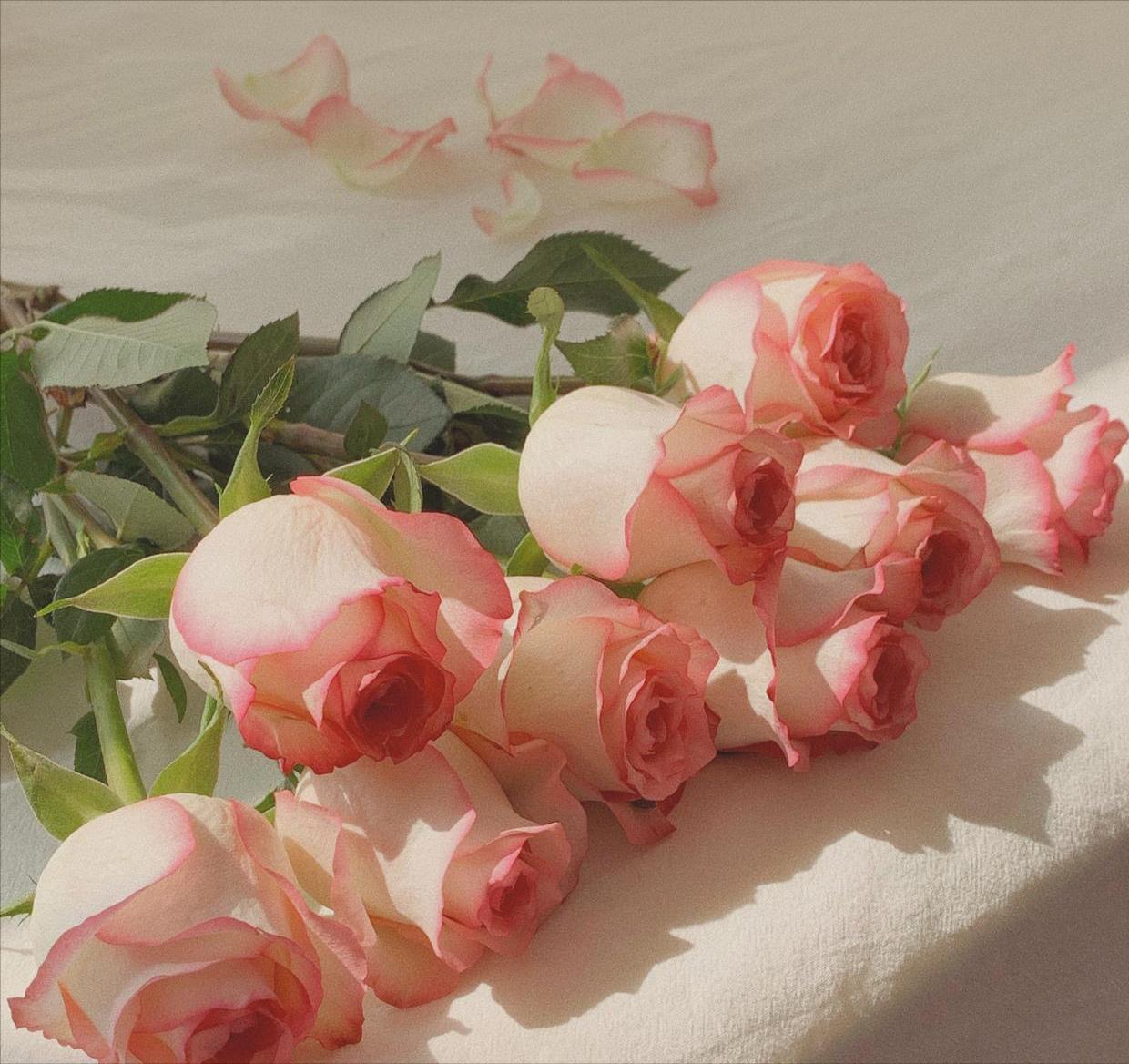 中年男人很喜欢你又有顾虑的表现,有家庭的中年男人真正爱你的表现