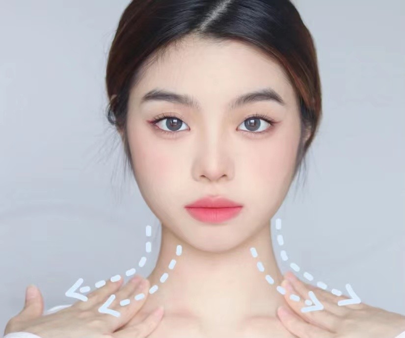 女人睡前揉揉什么穴位,脸部按摩及颈部按摩