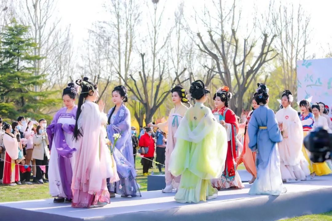 北京第四届汉服文化节地点,成都第五届中国汉服文化节