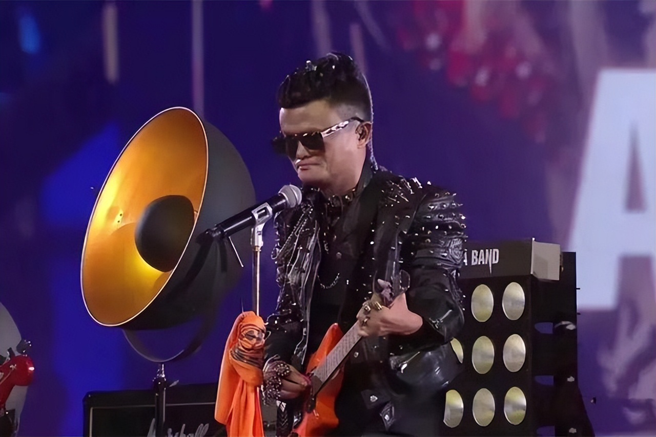 马云刘强东资金去哪了,刘强东马云一个月赚20几个亿