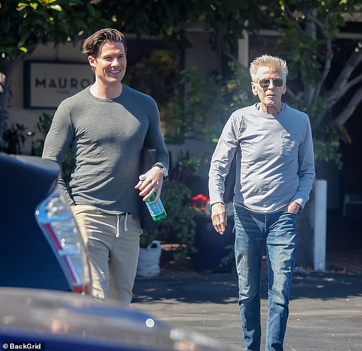 79岁CK创始人的情史，曾有两任漂亮前妻，今和34岁男模约会已六年