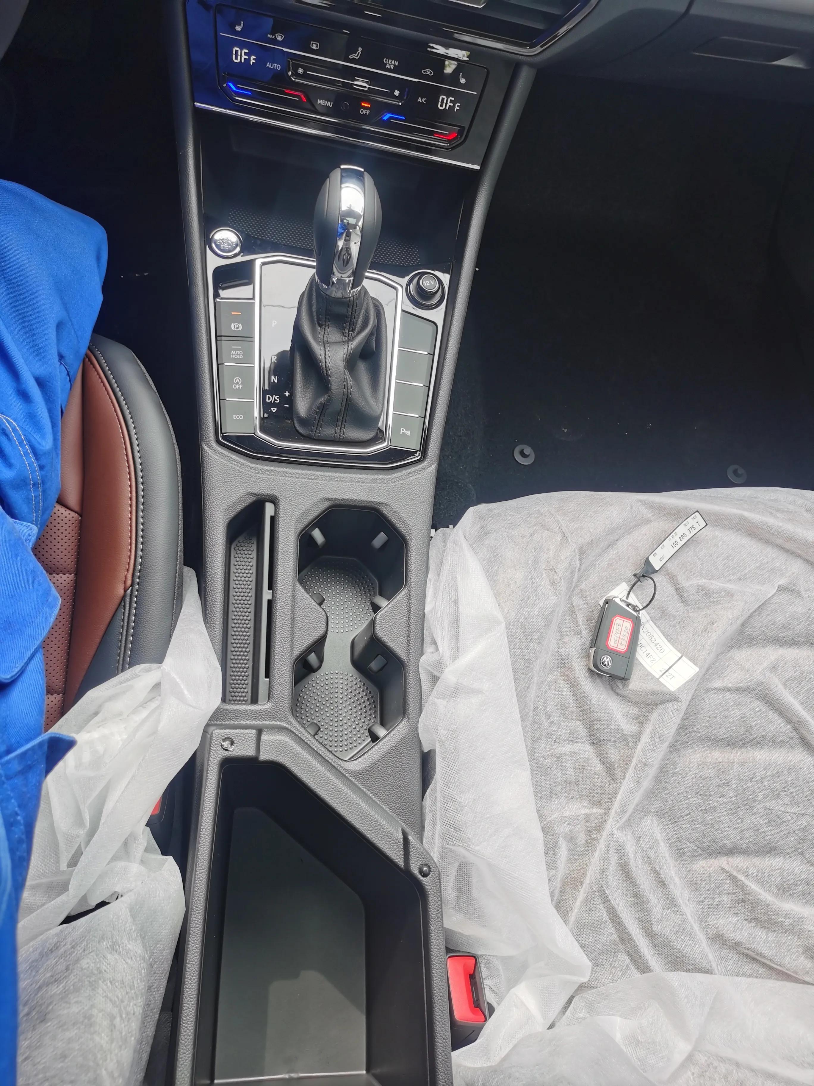 朗逸2022款280tsi豪华版落地多少,朗逸2022款280tsi豪华版落地价