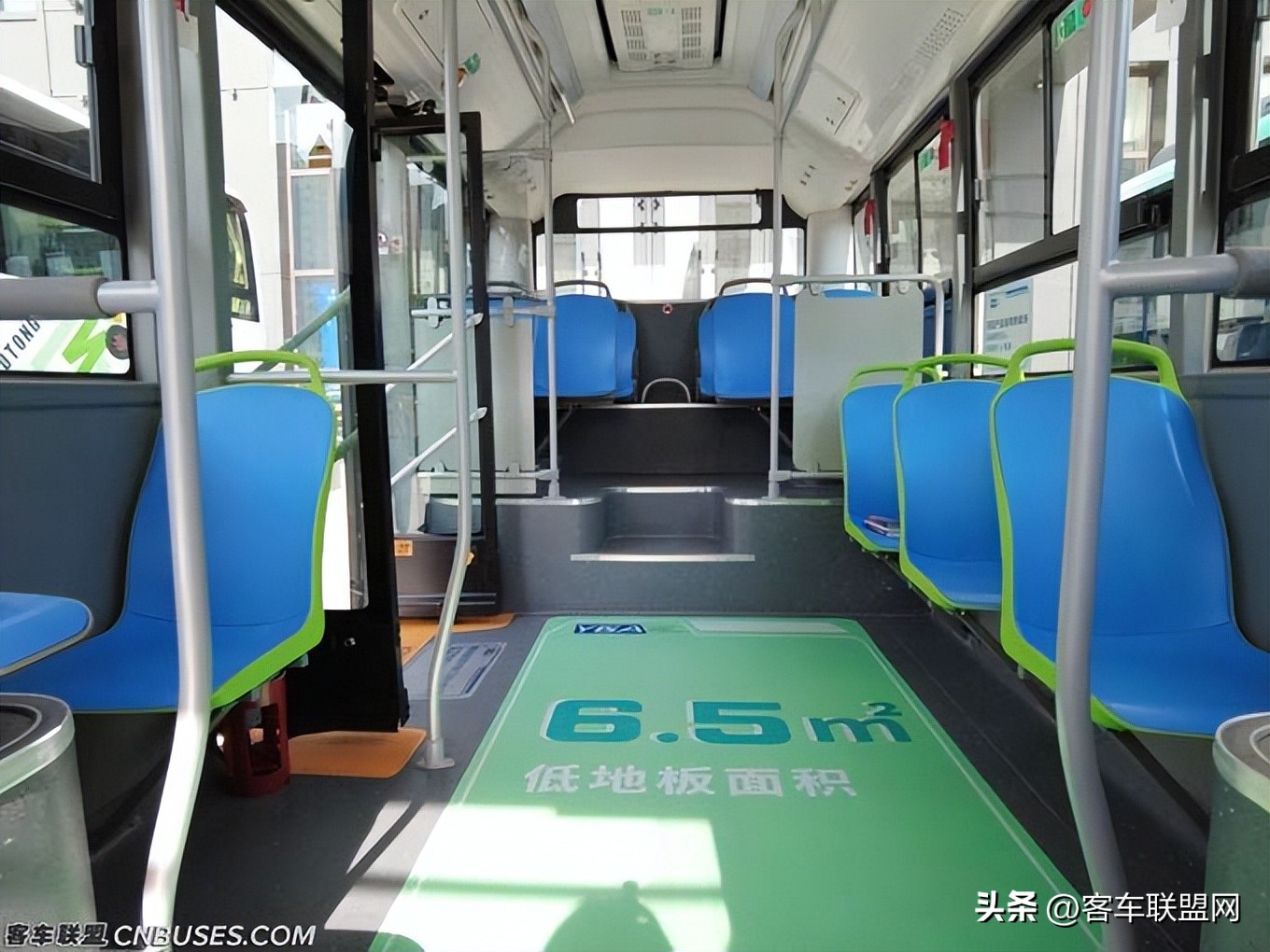 宇畅e7,宇通e7新能源小型大巴车