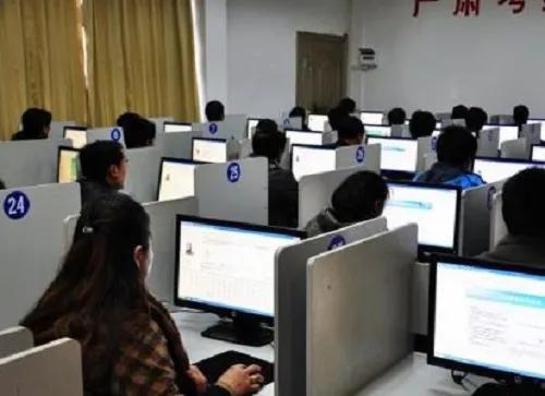 C1驾照考试流程,c1驾照考试流程科目一到科目四