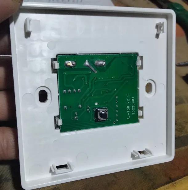 免布线开关怎样连接主副面板,带插板的墙壁开关怎么装