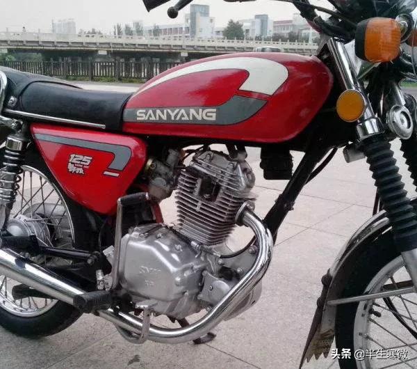 台湾野狼125摩托车是哪一年,台湾豪华野狼125什么价格